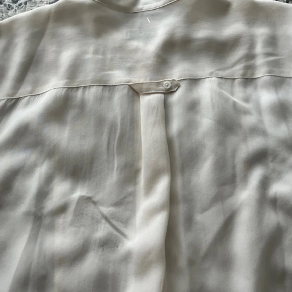 Equipment Femme Cream Silk Oversized Tuxedo Tunic Blouse Sz M Office Minimalist - Picture 4 of 8